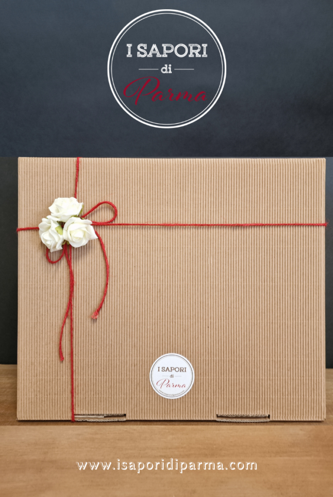 Buy a box and compose it with the products that
You want.
Remember to scribble in the Notes WHICH PRODUCTS YOU WILL WANT IN IT.
Box + chosen products = In the Notes write if it is a gift,if you want a personalized card and the phone number of the RECIPIENT .
The receipt will not be inserted in the package but sent by photo to the person entering the billing information.